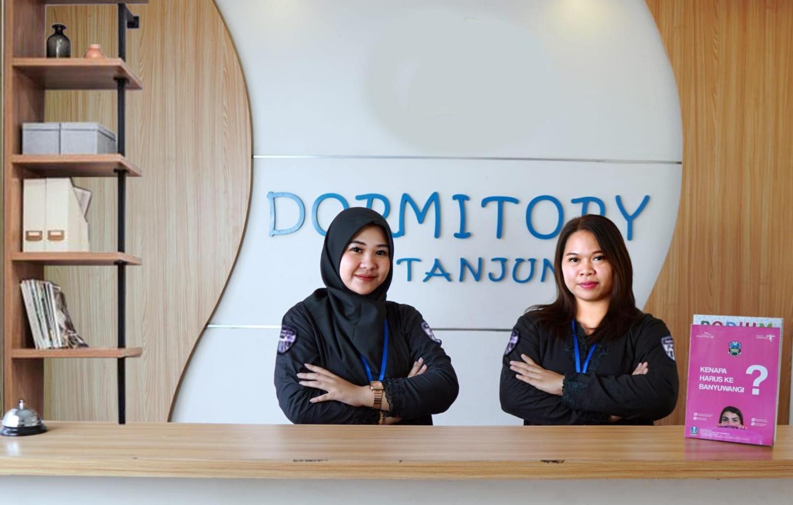 Dormitory Tourism Sritanjung Banyuwangi By Gajahsora Management 外观 照片