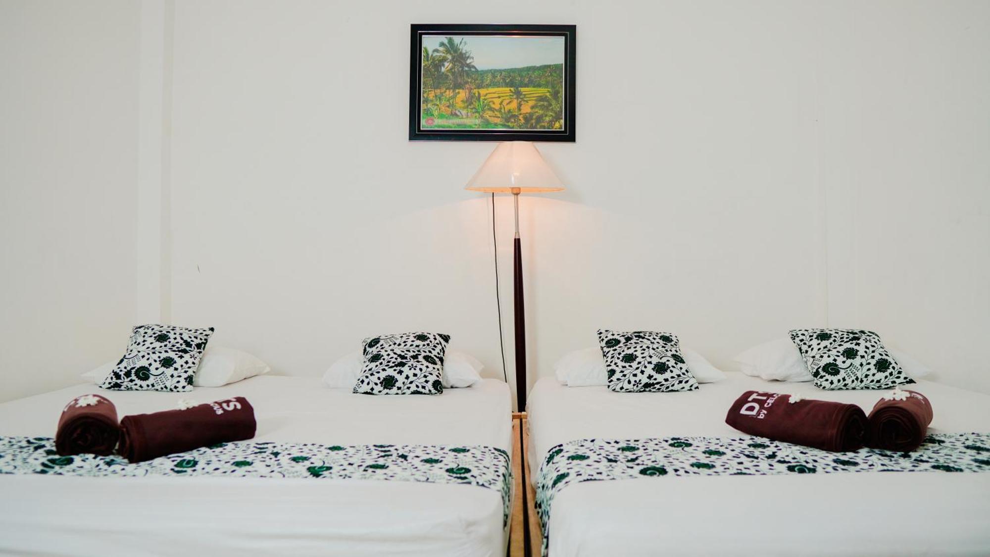 Dormitory Tourism Sritanjung Banyuwangi By Gajahsora Management 外观 照片